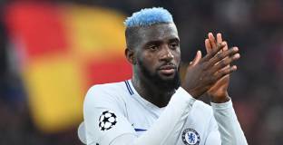 Милан се опитва да наеме Бакайоко 