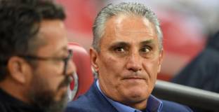 Тите: Абсурд е да се играе на такъв терен