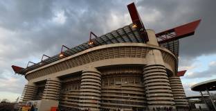 Градският съвет на Милано е против разрушаването на „Сан Сиро”