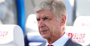 Венгер е съгласен, че Сити е недосегаем за Ливърпул