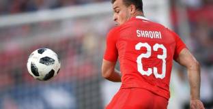 Невил съветва Ливърпул да не купува  Шакири