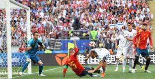 Рулетката на дузпите прати Русия напред, Испания напуска Световното