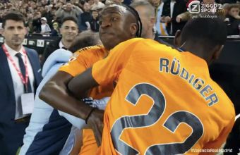 Реакцията на Винисиус на червения картон. 