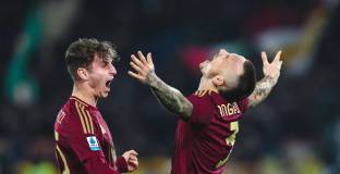 Рома измъкна точката срещу Наполи в добавеното време