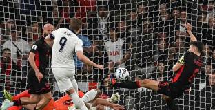 Англия победи Албания в първия мач на Тухел 