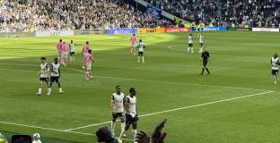 Тотнъм отправи Саутхемптън към Чемпиъншип