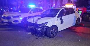 Автомобил блъсна фенове преди мача Еспаньол – Барса 