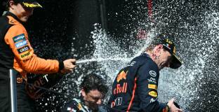 Верстапен спечели Гран При на Емилия-Романя