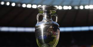 Домакините на Евро 2028 ще участват в квалификациите 