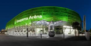 Ференцварош няма да спре и отслабена Барса