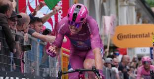 Педерсен с 4-та победа на Джиро д'Италия 2025