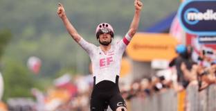 Асгрен спечели 14-я етап на Джиро-то, фиаско за Чиконе 