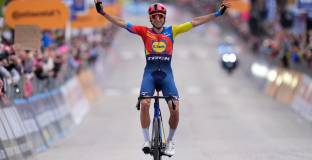 Испанец спечели 15-я етап на Джиро-то