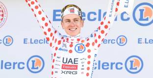 Погачар спечели 13-я етап от Тур дьо Франс 2025