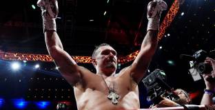  Уорън: WBO вече нареди на Усик да проведе задължителна защита на титлата 