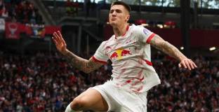 Ман Юнайтед и Шешко съгласуваха договор до 2030 г. 