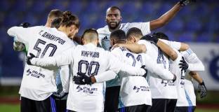 Левски се реваншира на феновете си с успех във Варна (видео)