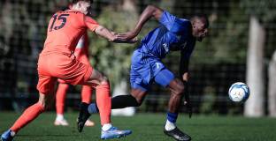 Левски започна годината с равенство срещу унгарци