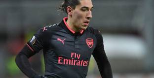 Белерин: Нямам желание да напускам Арсенал 