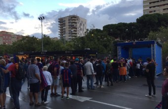 Фенове на Барса се подписват за оставка на Бартомеу. 