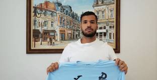 Дунав подписа с французин