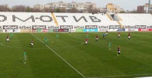 Локо Пловдив и Берое със зрелищно равенство в проверка