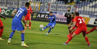 Спас Делев се насочва към Разград