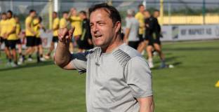 Бившият треньор на Ботев: Постоянно чувах реплики от типа на: Този е продал мача