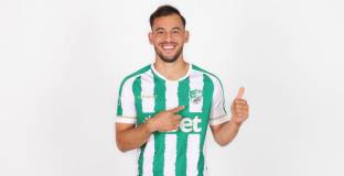 Берое официално подписа с бивш играч на Левски