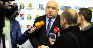 Министърът на спорта: Формалност дели ЦСКА от строеж на нов стадион