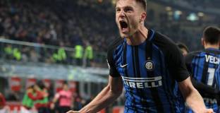 Интер удължи с Шкриняр