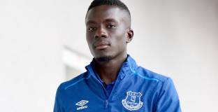 Евертън отклони ново предложение на ПСЖ за Гай