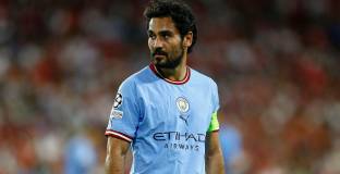 Агентът на Гюндоган отрече за Барселона