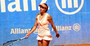  Томова с първа победа в мач по двойки от Големия шлем 