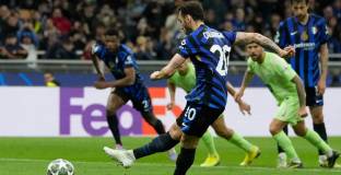 Интер е на финал след нов спектакъл срещу Барселона