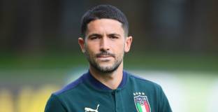 Фиорентина хвърли око на Сенси