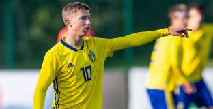 Челси договори 16-годишен швед