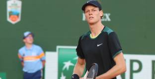 Циципас се справи със Зверев, Синер и Рууд продължават 