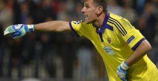 В Интер разчитат, че Ханданович ще може да играе с Юве