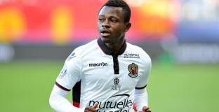 Челси хвърли око на Сери 