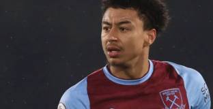 Мойс: Сър Алекс следи Лингард