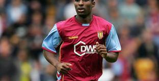 Бивш защитник на Астън Вила загина в автомобилна катастрофа 