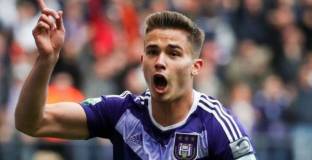 Милан е на път да изгуби битката за Леандер Дендонкер