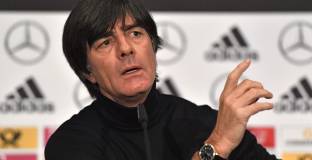 Фенербахче се интересува от Льов