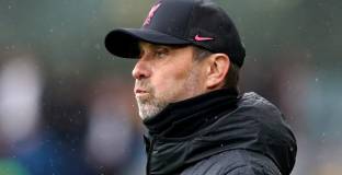 Клоп отново поиска пет смени