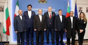 Кралев и Михайлов подписаха меморандум с Иран (снимки)