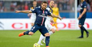 Сент Етиен подписва с бивш халф на ПСЖ