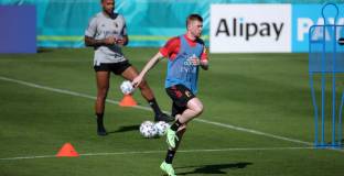 Де Брюйне се завърна към тренировки