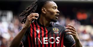 Нюкасъл се насочи към Тюрам 