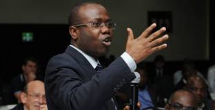 Обявиха за издирване президента на Федерацията на Гана 